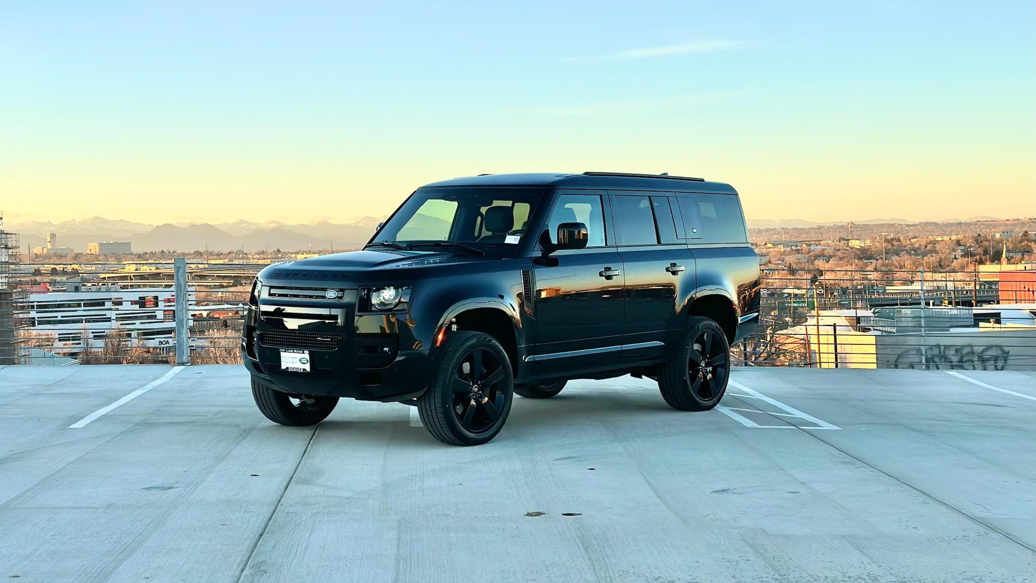 Land Rover Defender 2023 in 