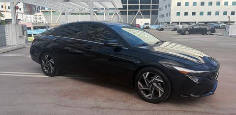 Hyundai Elantra 2024