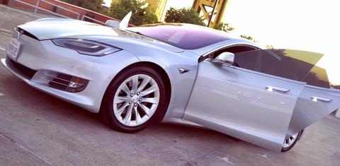 Tesla Model S 2018
