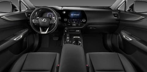 Lexus NX 2025