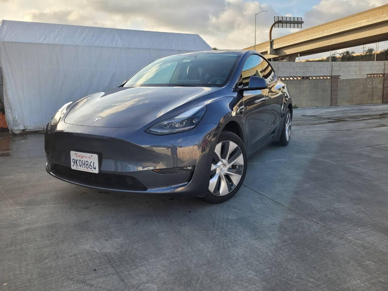 Tesla Model Y 2023 in 