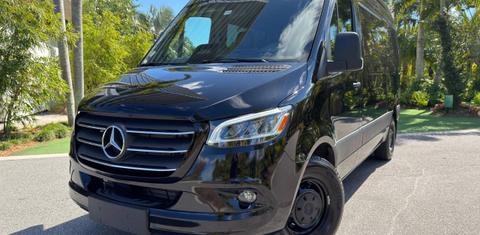 Mercedes-Benz Sprinter 2025