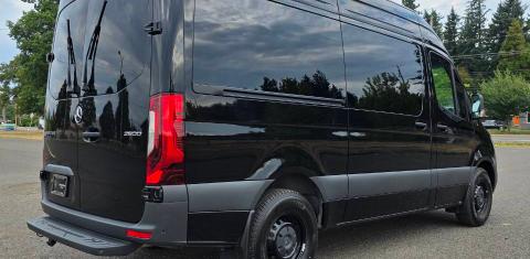 Mercedes-Benz Sprinter 2024