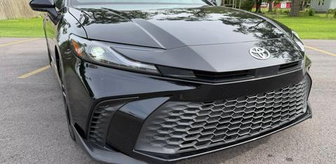 Toyota Camry Hybrid 2025