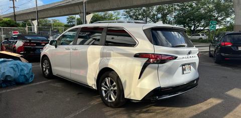 Toyota Sienna 2023