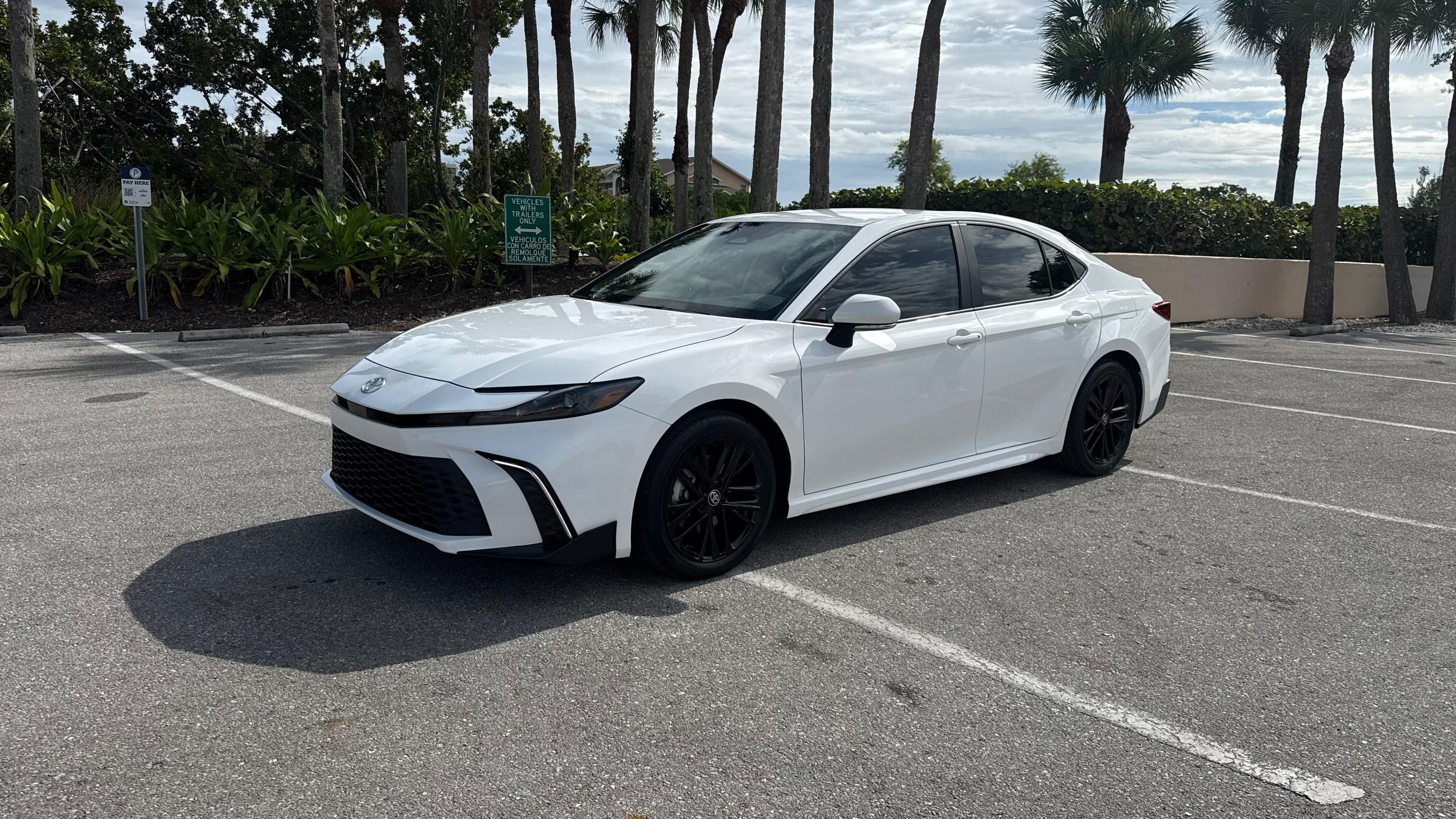 Toyota Camry Hybrid 2026 in Naples, FL
