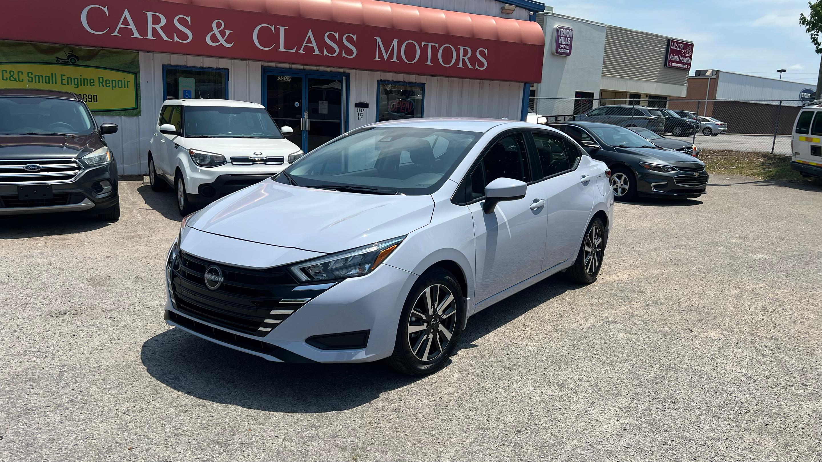 Nissan Versa 2025 in 