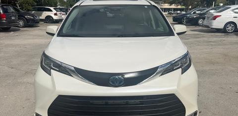 Toyota Sienna 2021