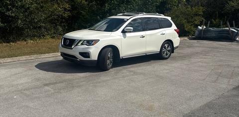 Nissan Pathfinder 2017