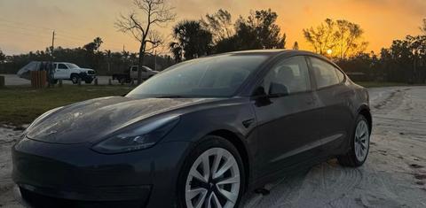 Tesla Model 3 2022