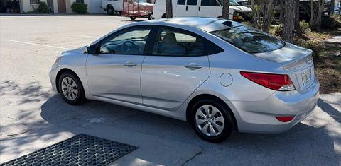 Hyundai Accent 2015