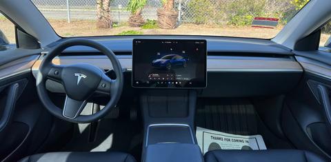 Tesla Model 3 2023