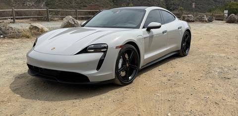 Porsche Taycan 2022