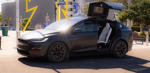 Tesla Model X 2024