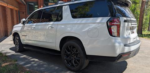 Chevrolet Suburban 2023