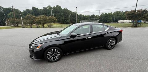 Nissan Altima 2025