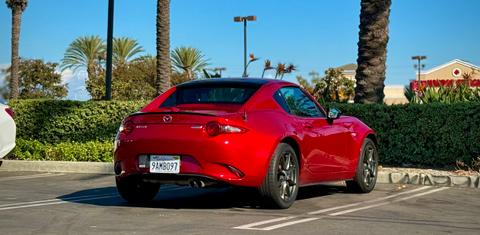 Mazda MX-5 Miata RF 2017