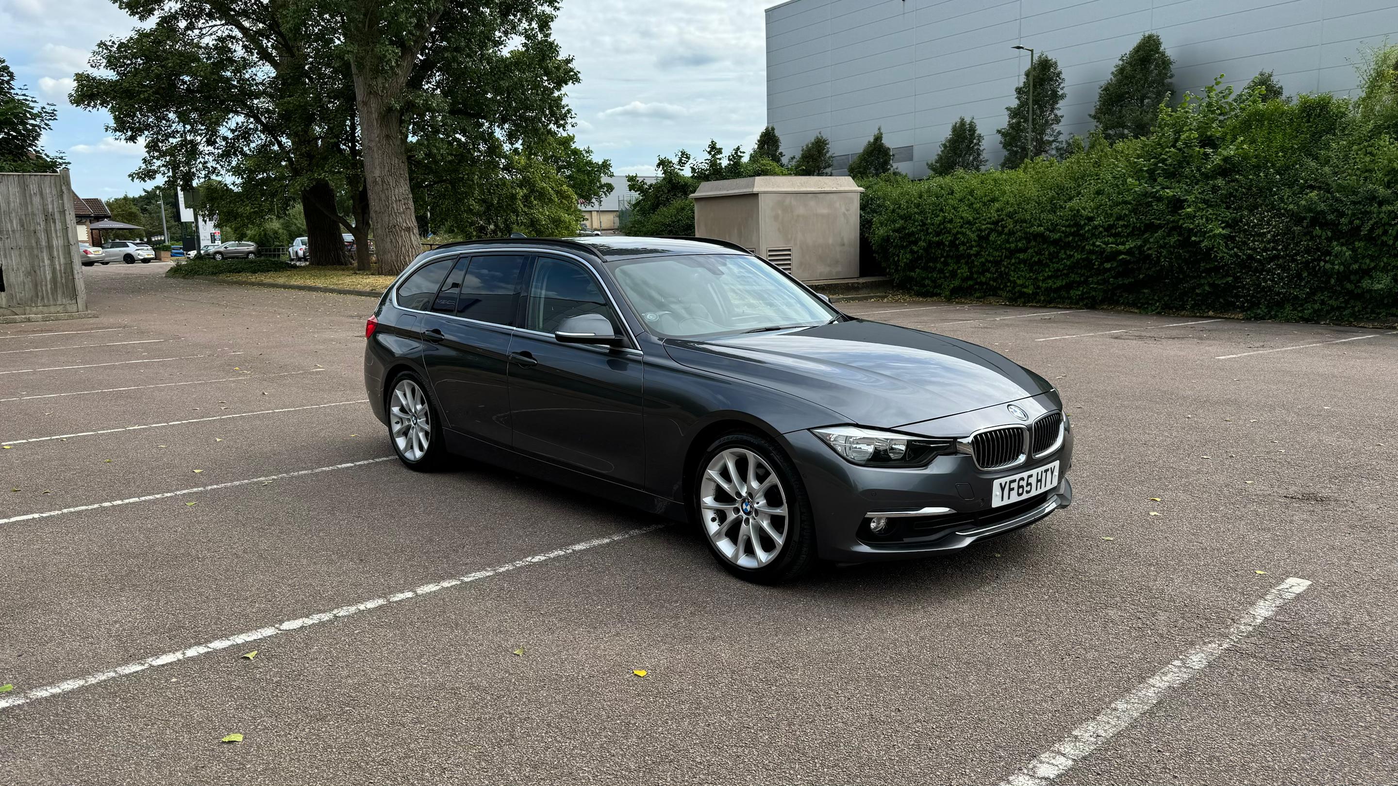 BMW 3 Series 2015 in Stevenage