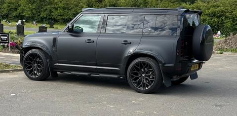 Land Rover 110 Defender 2022