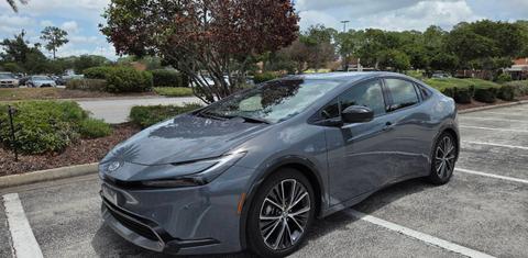Toyota Prius 2025