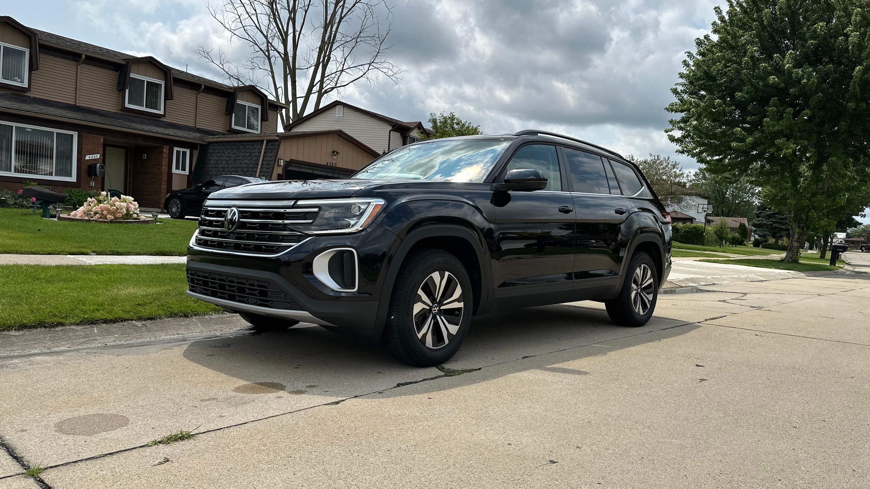 Volkswagen Atlas 2024 in Sterling Heights, MI