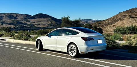 Tesla Model 3 2022