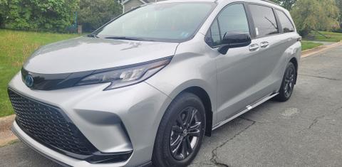 Toyota Sienna 2025