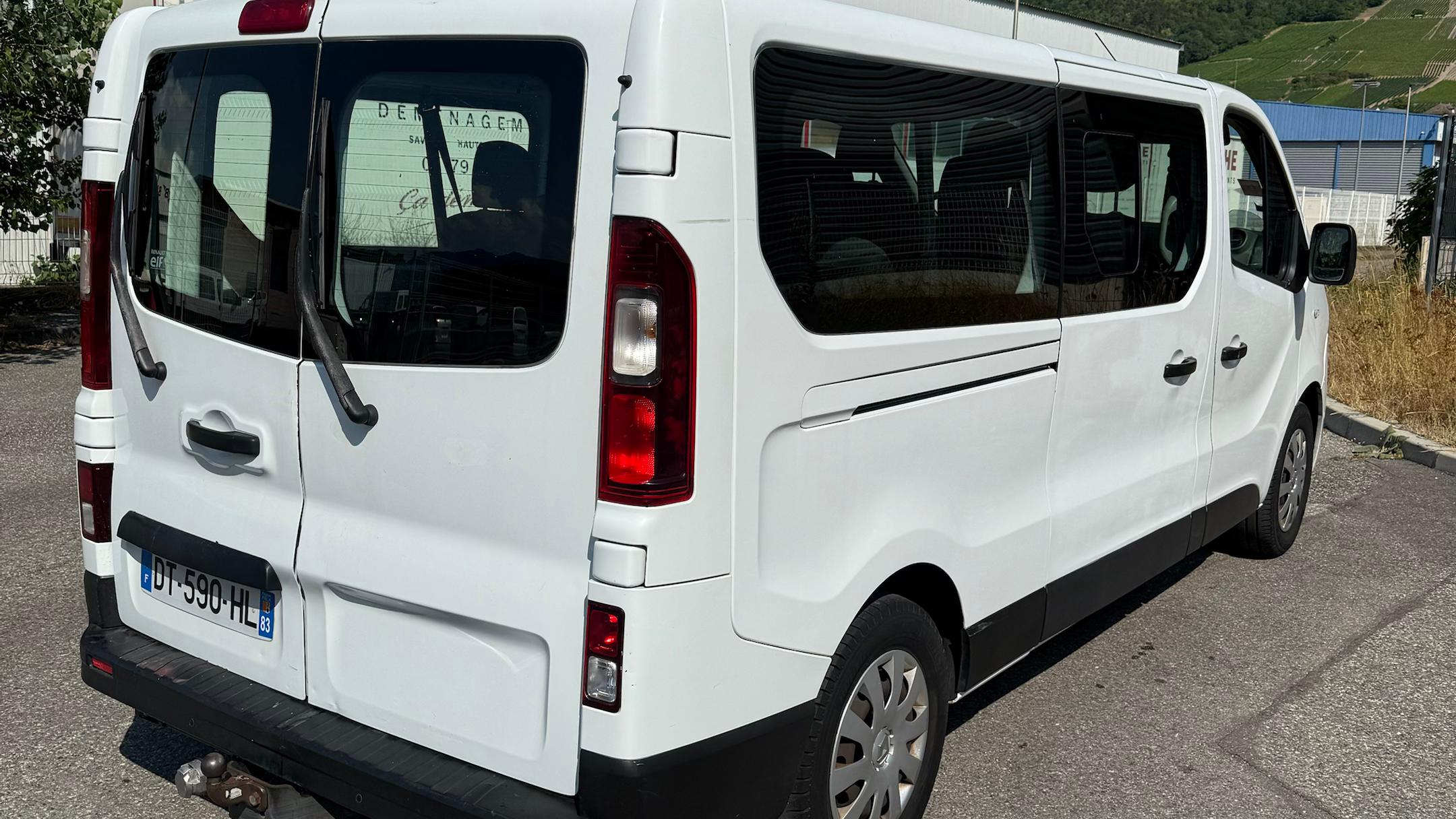 Renault TRAFIC III 2015 à Chambéry