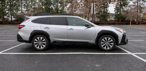 Subaru Outback 2025