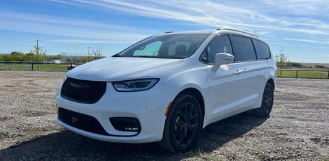 Chrysler Pacifica 2022