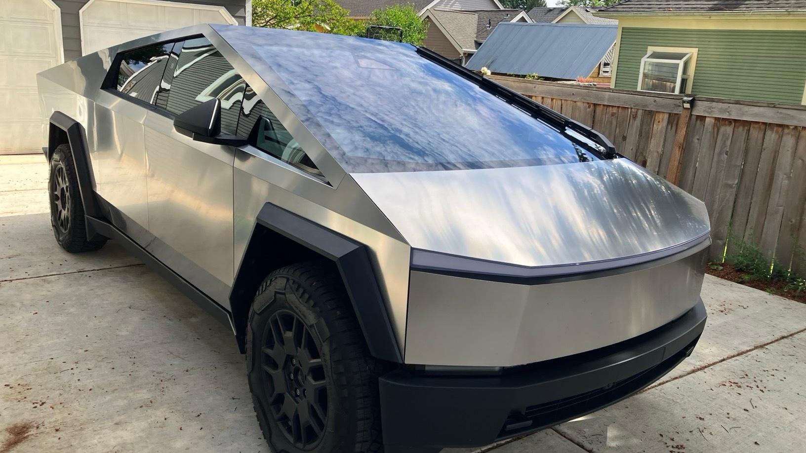 Tesla Cybertruck 2024 in Portland, OR