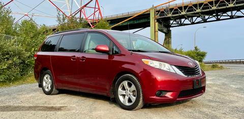 Toyota Sienna 2013