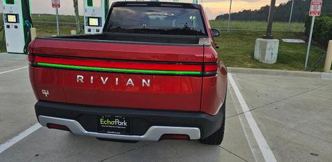 Rivian R1T 2023