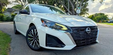 Nissan Altima 2025