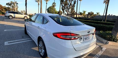 Ford Fusion Hybrid 2017