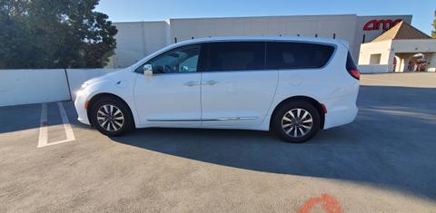 Chrysler Pacifica 2022