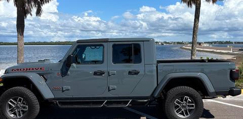 Jeep Gladiator 2025