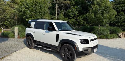 Land Rover Defender 2023