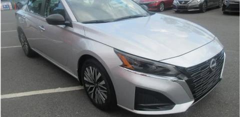 Nissan Altima 2024