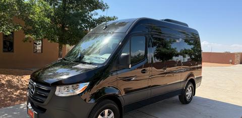 Mercedes-Benz Sprinter Crew 2025