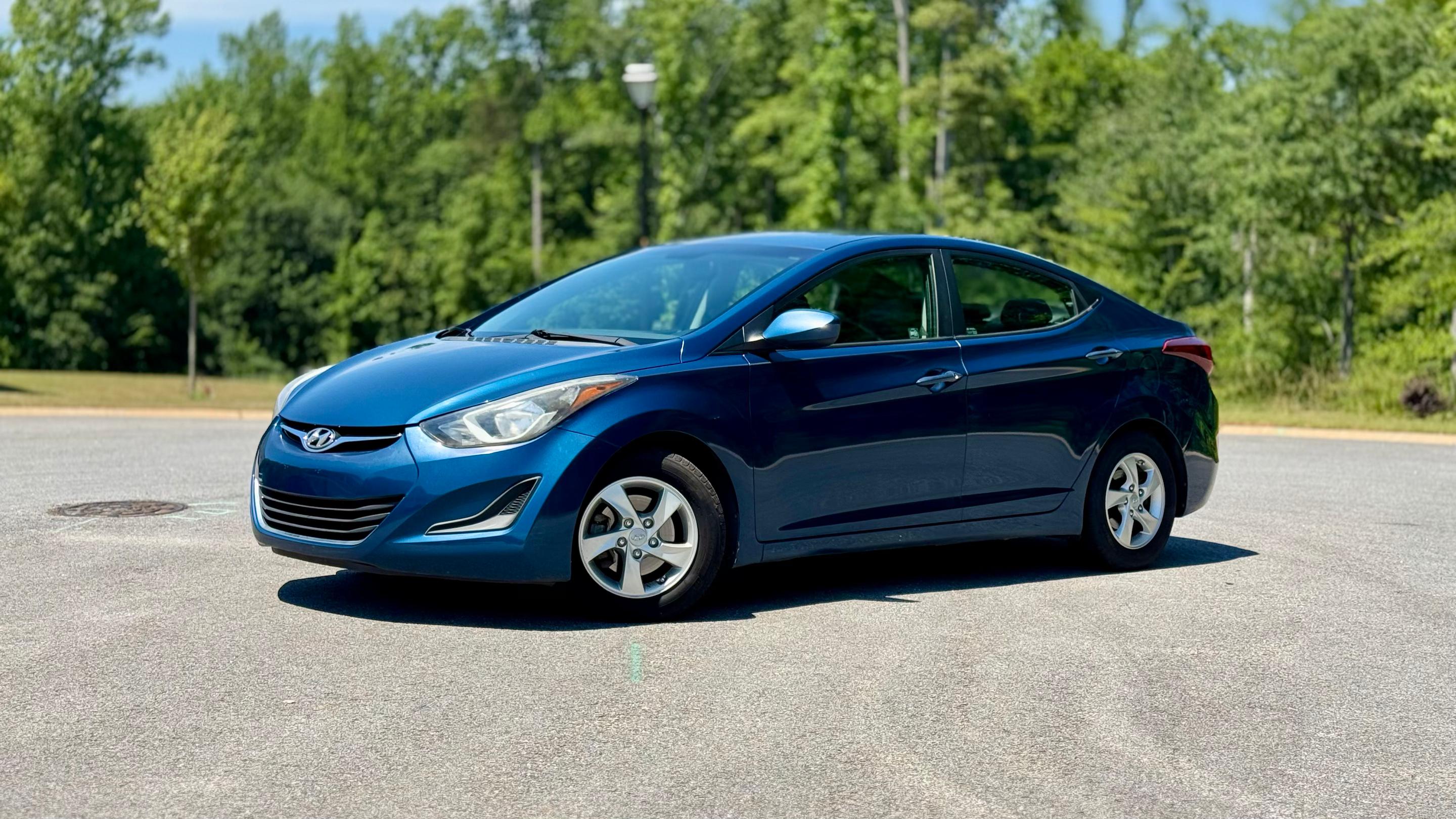 Hyundai Elantra 2015 in Lyman, SC