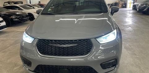 Chrysler Pacifica 2023