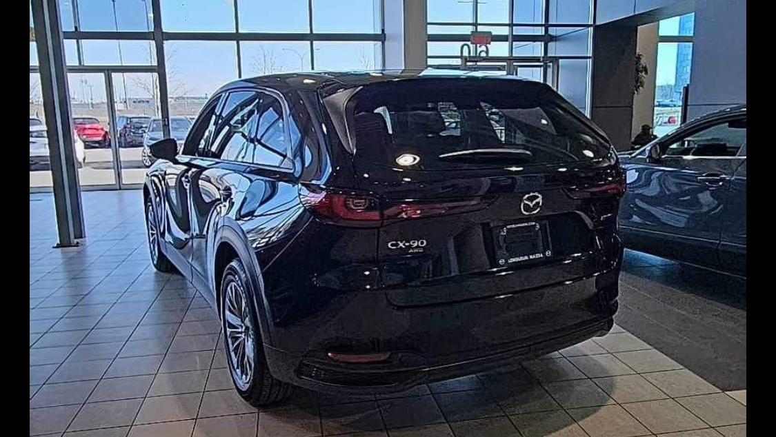 Mazda CX-90 MHEV 2024 à Montréal, QC