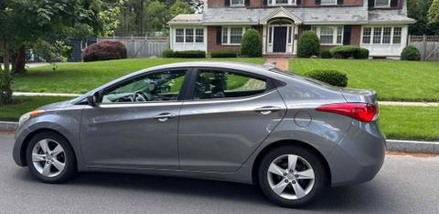 Hyundai Elantra 2013