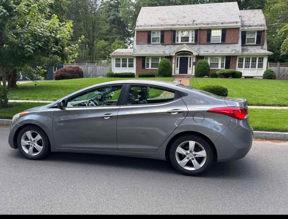 Hyundai Elantra 2013 in Canton, CT