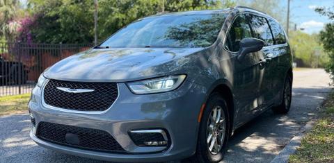 Chrysler Pacifica 2023