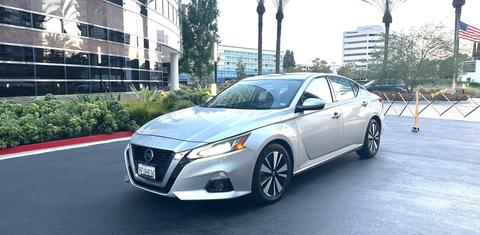 Nissan Altima 2019