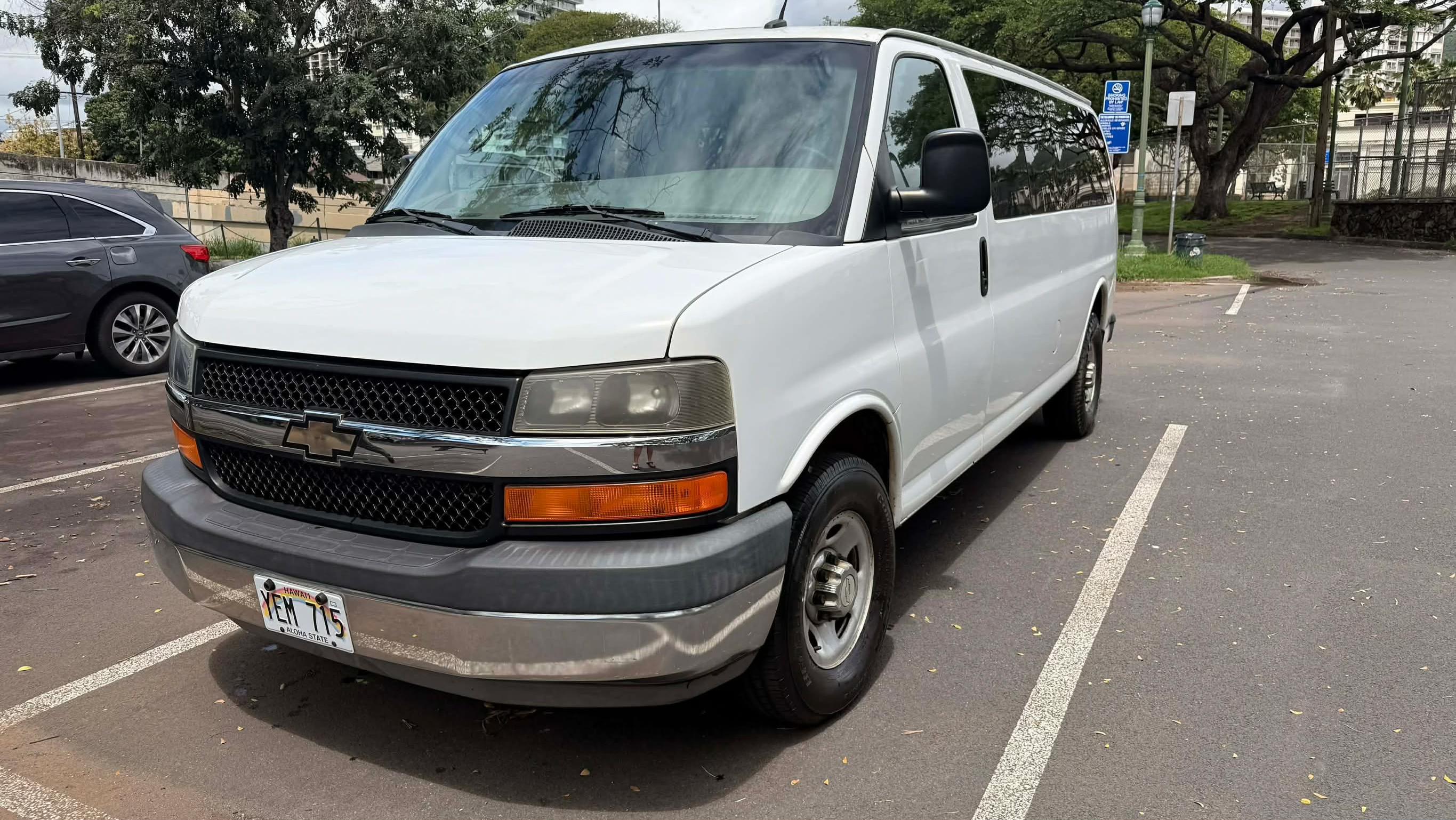 Chevrolet Express 2014 in Honolulu, HI