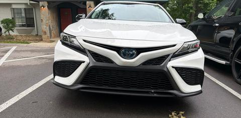 Toyota Camry Hybrid 2022