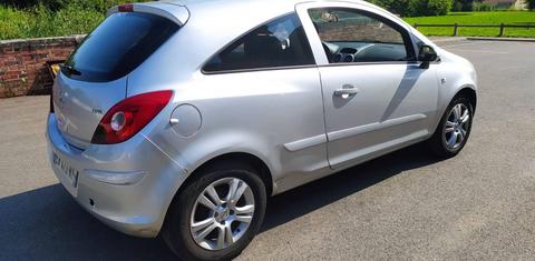 Opel CORSA 2007